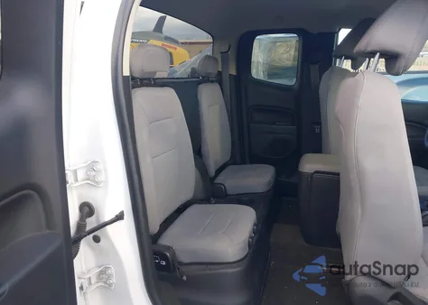 2017 Chevrolet Colorado Wt z USA, uszkodzony, nr VIN 1GCHSBEN9H1234253